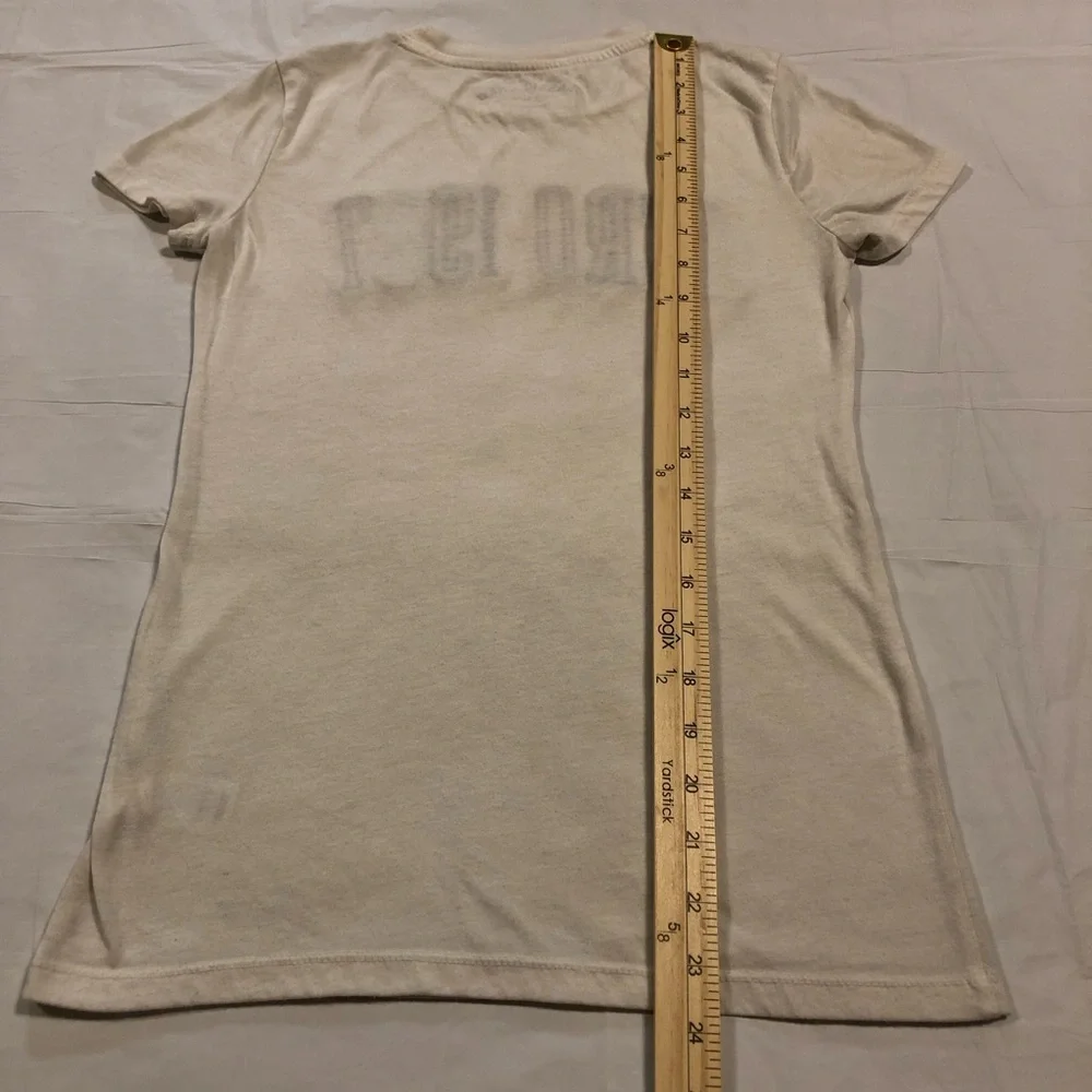 Aeropostale Women’s Short Sleeve Logo Patch Off-White T-Shirt size S - Picture 5 of 6